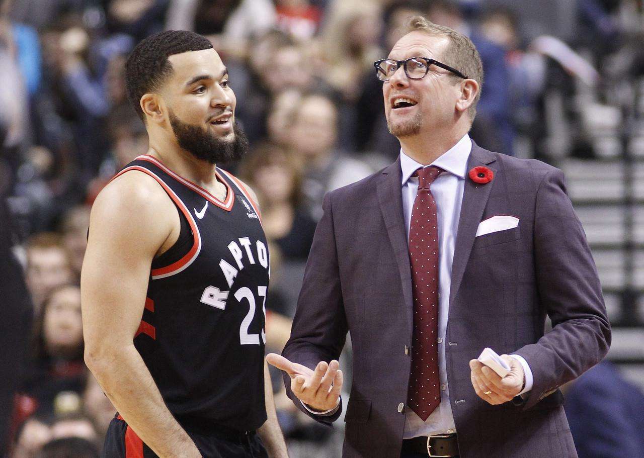 能策应传球 能策应传球