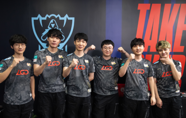 励了许多年 励了许多年