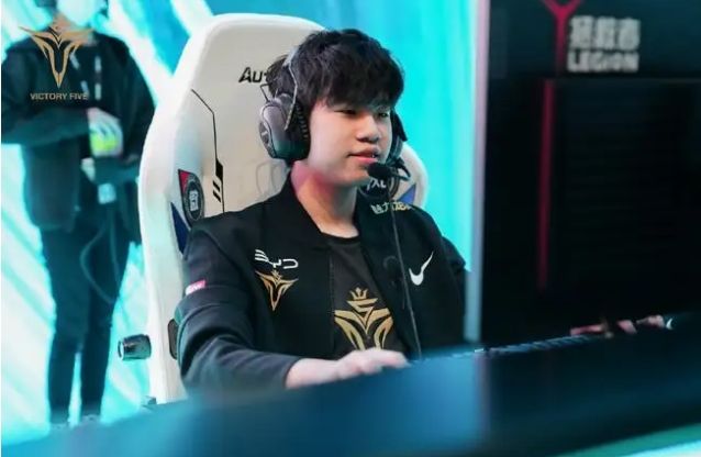 用一记精准 用一记精准