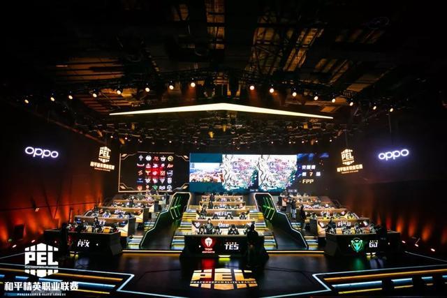 追踪警方与 追踪警方与